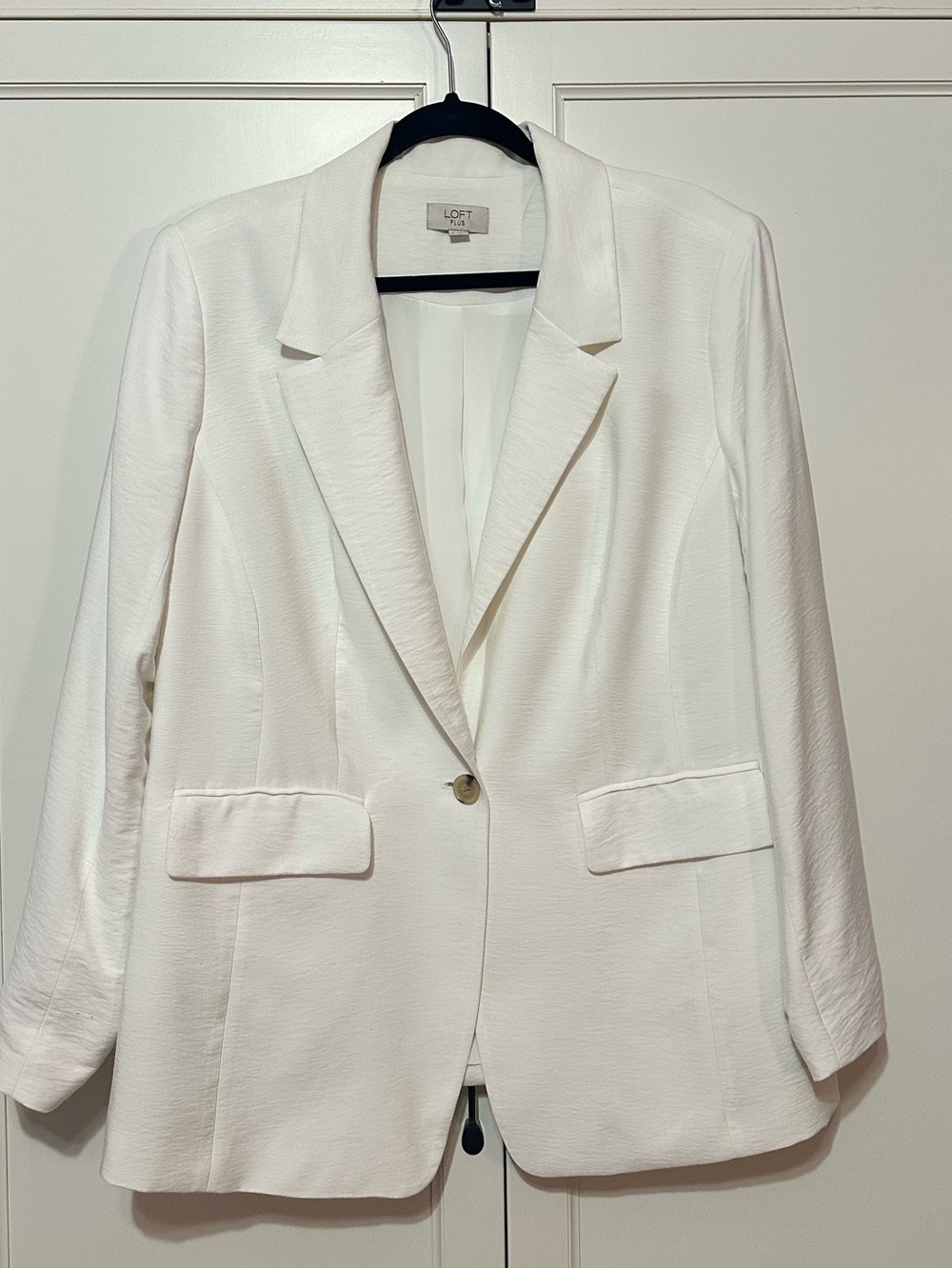 LOFT Ivory Single-Button Tailored Blazer